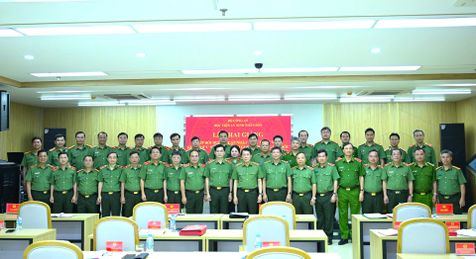 Khai giảng Lớp bồi dưỡng cập nhật kiến thức mới cho các đồng chí là Cục trưởng, Giám đốc và tương đương thuộc Bộ Công an năm 2026
